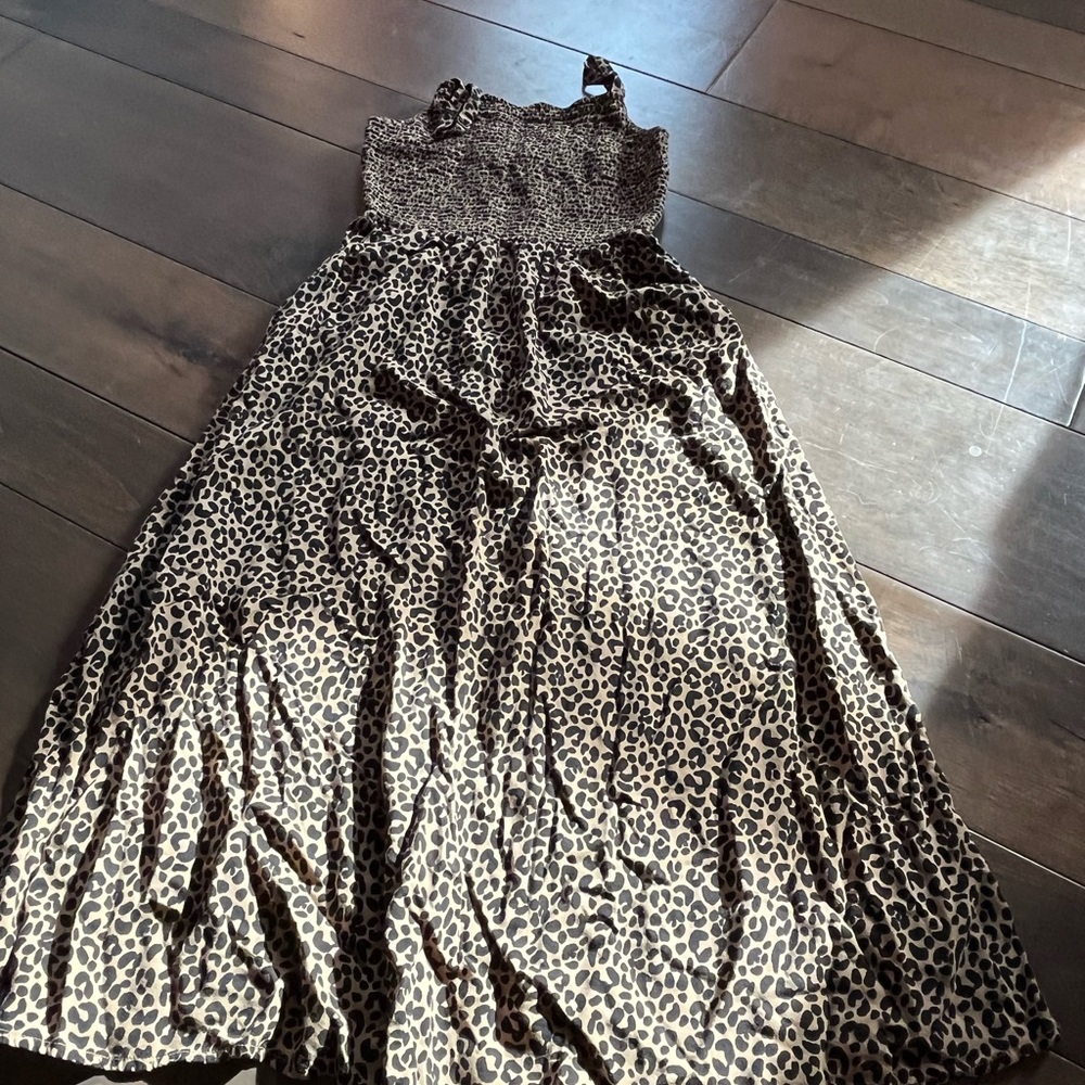 Old Navy Leopard Print Maxi Dress